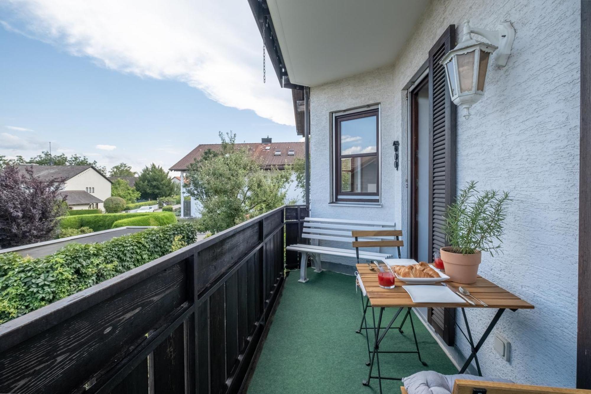 Gemuetliches Wohlfuehl-Apartment Mit Perfektem Seeblick Dießen am Ammersee Kültér fotó