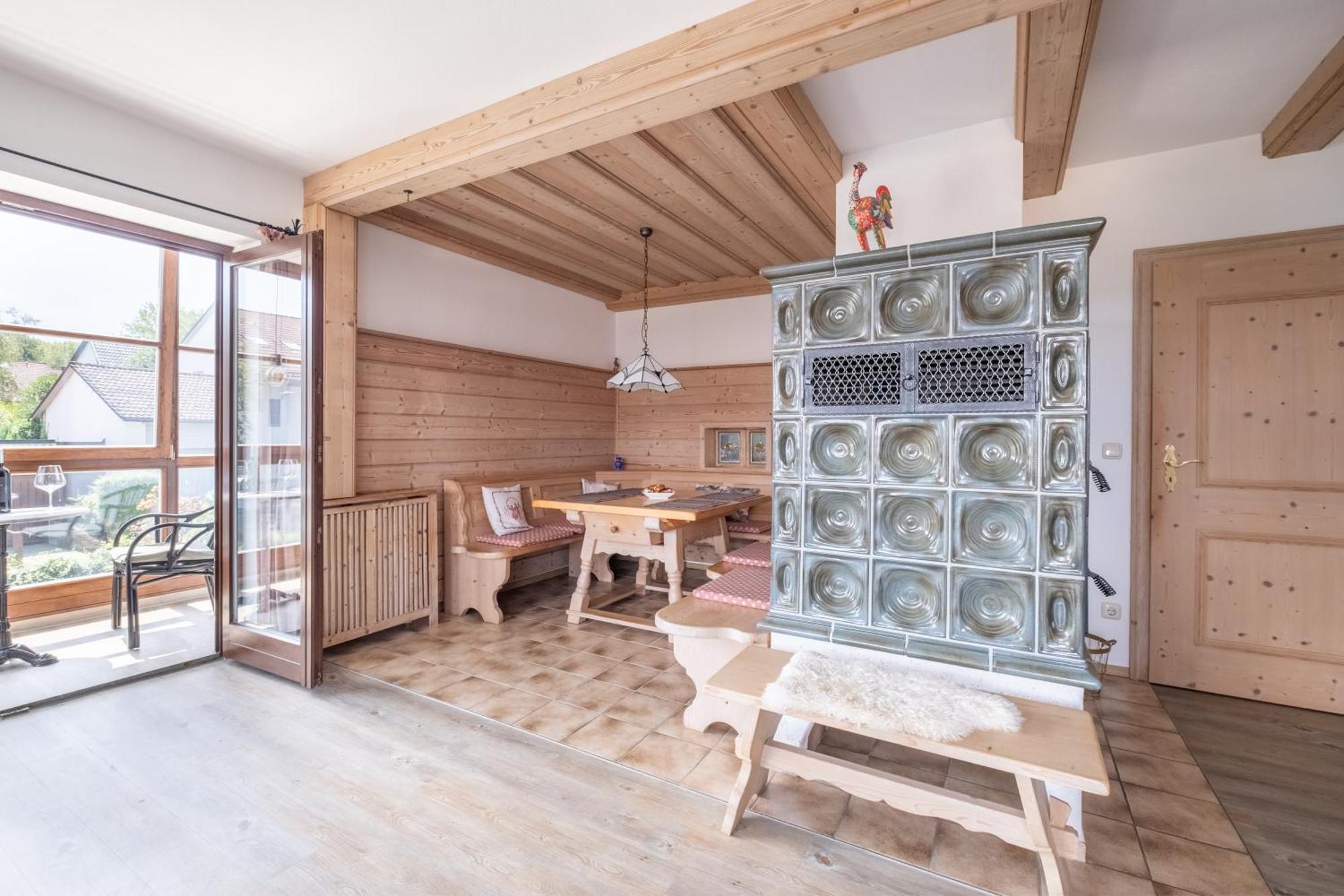 Gemuetliches Wohlfuehl-Apartment Mit Perfektem Seeblick Dießen am Ammersee Kültér fotó